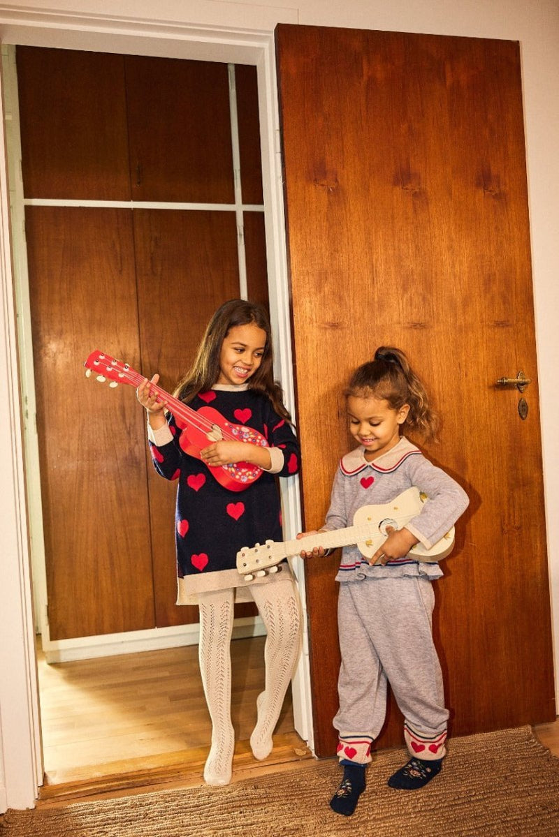 Dźwiękowa uczta dla małych melomanów – 5 pomysłów na muzyczne prezenty świąteczne dla dzieci - MINI BÉBÉ