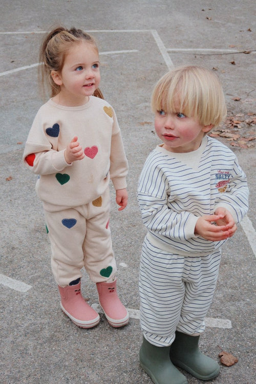 Bawełniana bluza Lou Terry Multi Heart - KONGES SLØJD