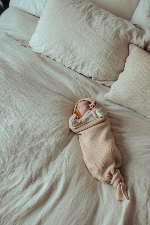Kokon niemowlęcy z wełny merino Oat - Hvid