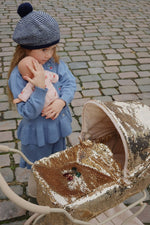 Lalka ze smoczkiem Elisa Doll Rosie Blush - KONGES SLØJD