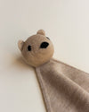 Mięciutka przytulanka z wełny merino Teddy Toki Mocha - Hvid