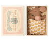Myszka Sleepy Wakey Baby w pudełku zapałek - Rose Rose - Maileg