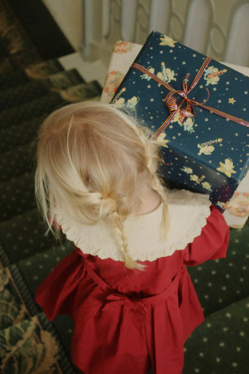 Papier do pakowania prezentów Lucia - KONGES SLØJD