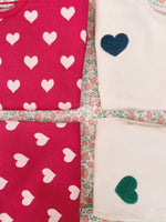 Spodnie dresowe Lou Terry Multi Heart - KONGES SLØJD