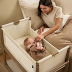 Wielofunkcyjne łóżeczko dostawne SnuzPod 5 Walnut - Snüz